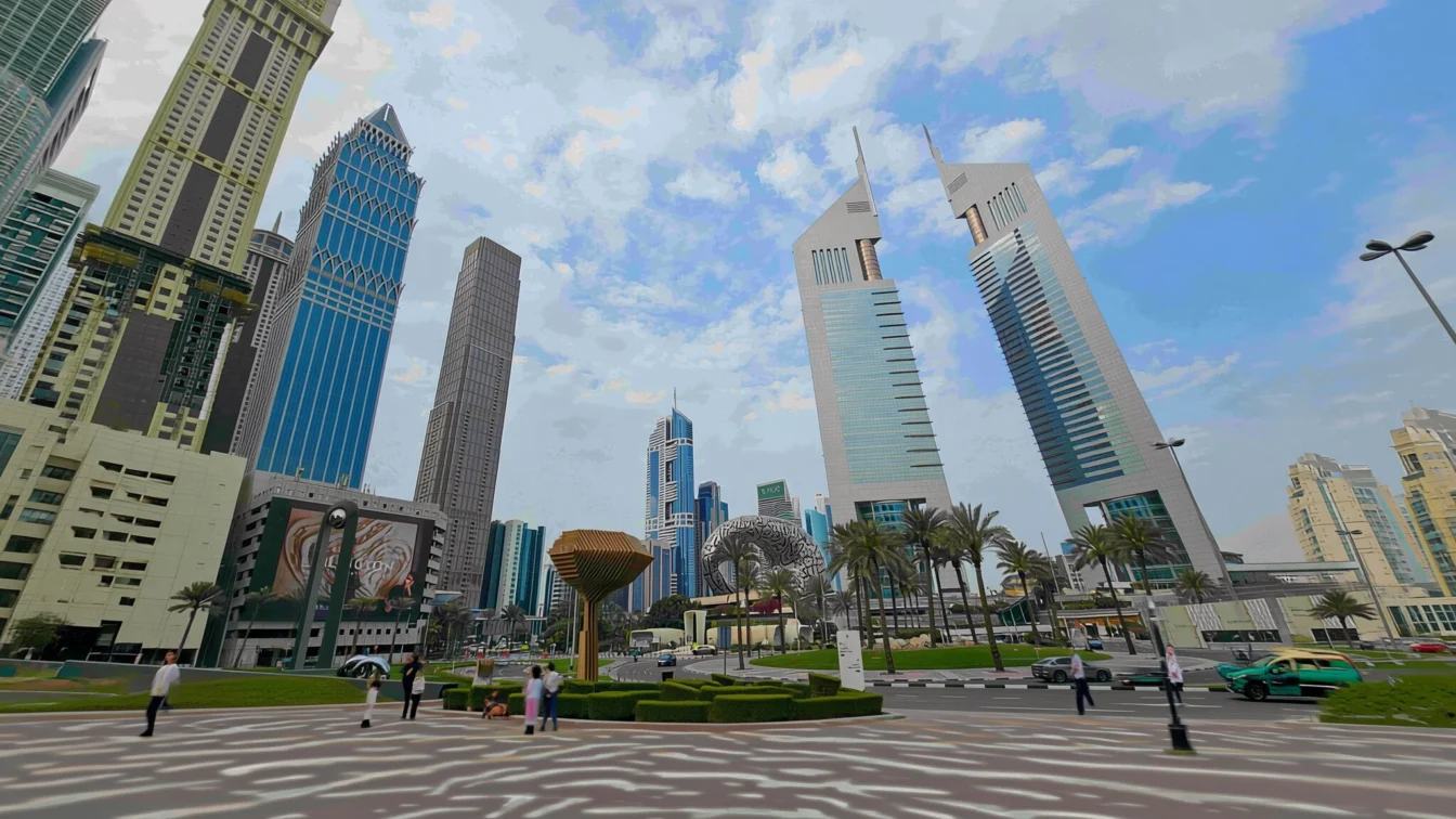 Ziua 36 de război Clădirea Oracle din Dubai lovită de resturi aeriene