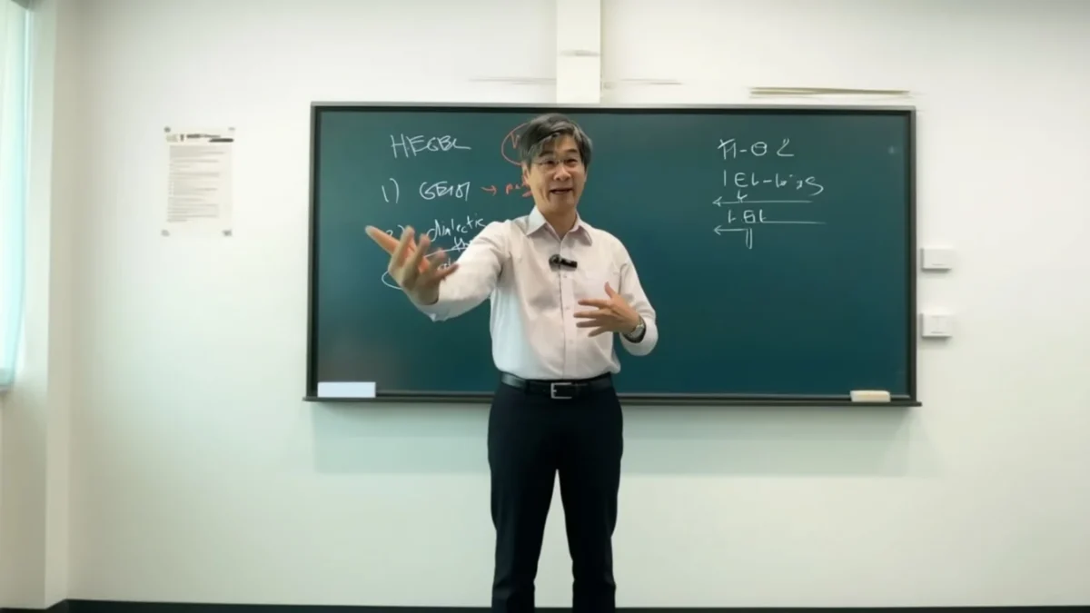 Nostradamusul Chinei prezice un război foarte lung și înfrângerea SUA în Iran război SUA Iran
