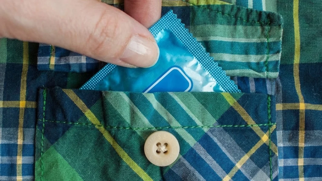 Vine o scumpire neașteptată în România. Cel mai mare producător de prezervative a făcut anunțul