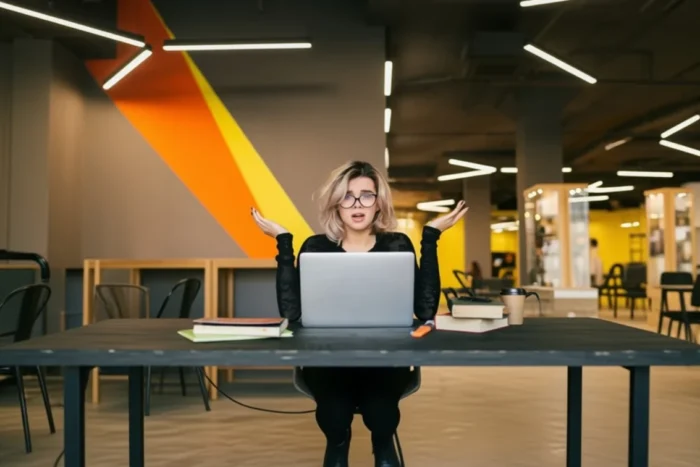 sporuri conditii vatamatoare