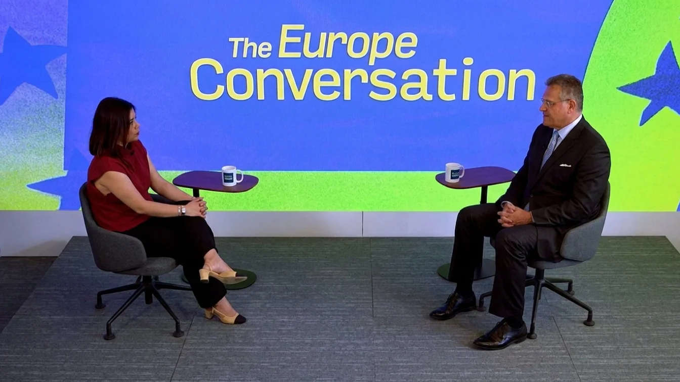 Tensiuni uriașe între Bruxelles și Washington. Ce se întâmplă cu taxele vamale de 50 la sută