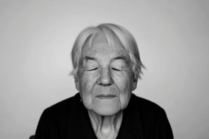 Vaccinul antigripal cu doză mare reduce riscul de Alzheimer cu 55% la seniori vaccin antigripal Alzheimer