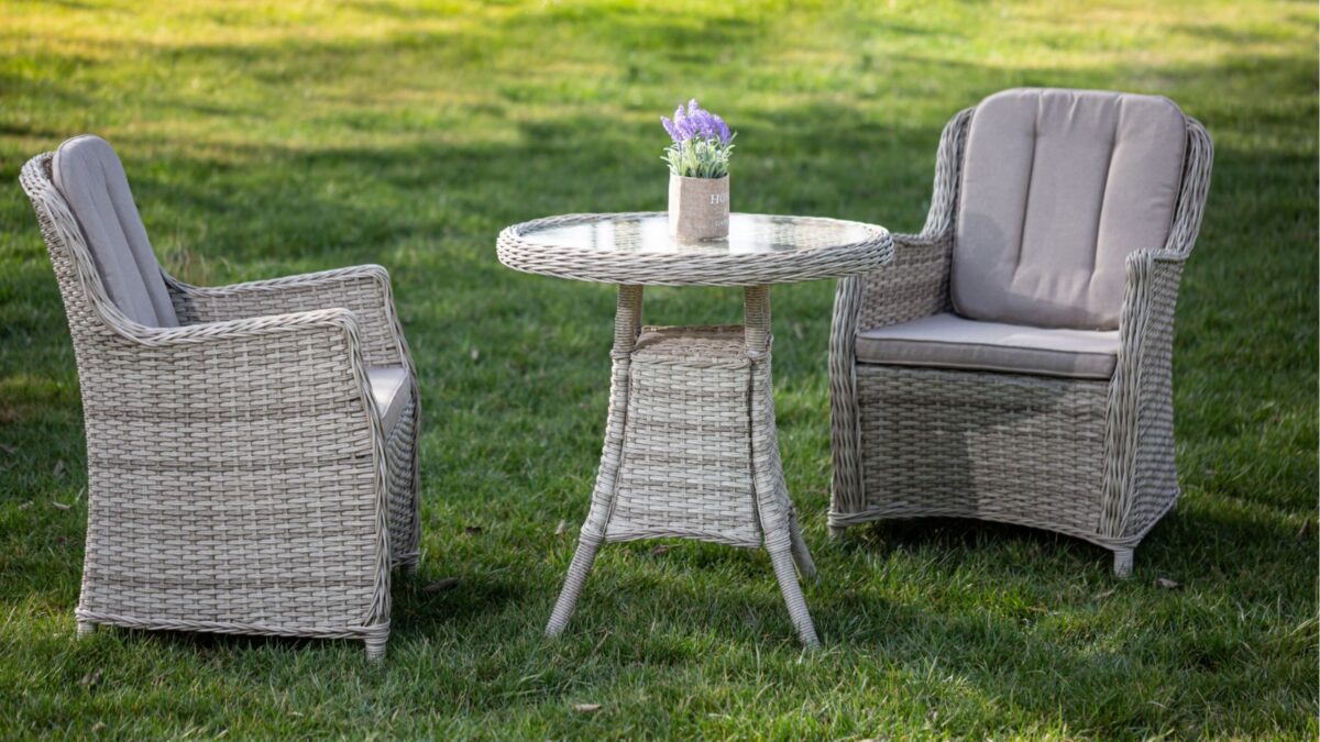 10 ani de eleganță în aer liber: colecții exclusive de mobilier de grădină și oferte spectaculoase care transformă orice terasă într-un refugiu de lux 10 ani de elegan a in aer liber colec ii exclusive de mobilier de gradina i oferte spectaculoase care transforma orice terasa intr un refugiu de lux