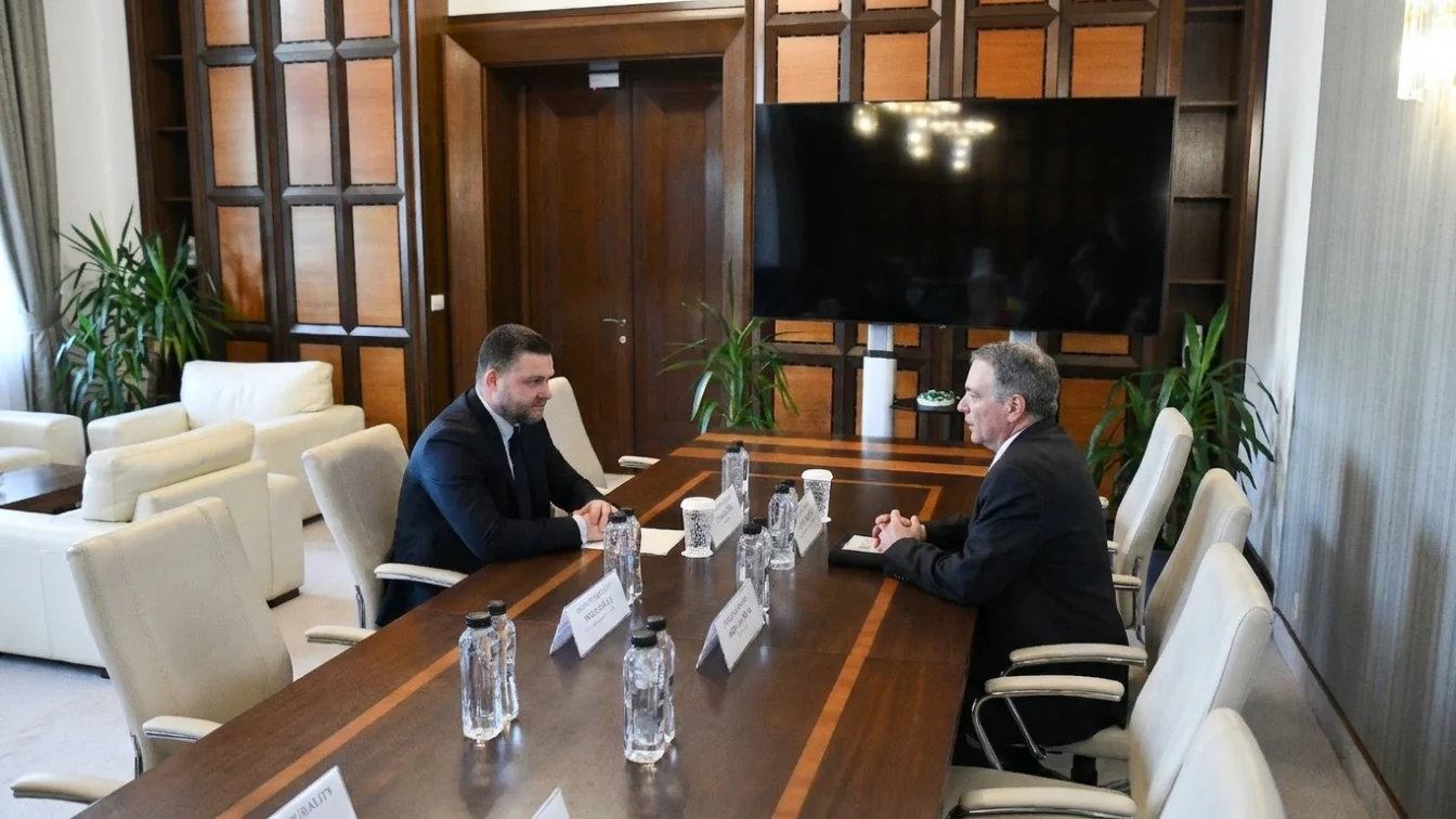 Ciprian Ciucu reafirma parteneriatul cu SUA. Primarul s a intalnit cu ambasadorul Darryl Nirenberg