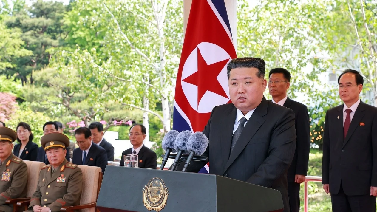 Coreea de Nord modifica legea nucleara. Rachetele pornesc automat daca moare Kim Jong Un