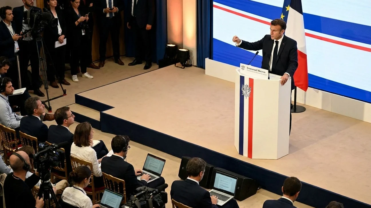 Macron a intrerupt o conferinta in Kenya. A certat public participantii zgomotosi