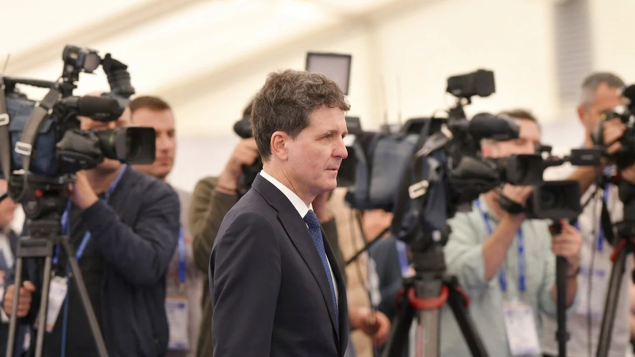 Nicușor Dan, acuzat de Bruxelles de abandonul agendei pro-europene. Critici pentru președintele României.