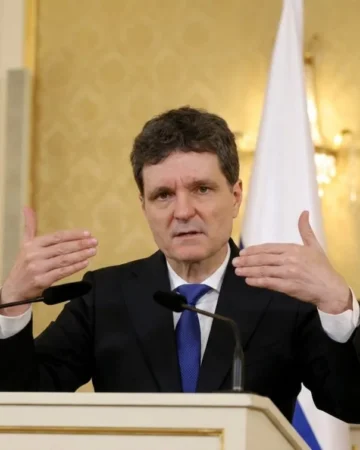 Nicușor Dan