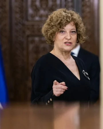 Oana Gheorghiu, în centrul unui nou scandal. Memorandum cu Mastercard, semnat fără licitație