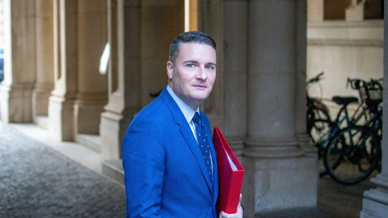 Decizia care poate schimba guvernul britanic. Cine vrea să preia puterea