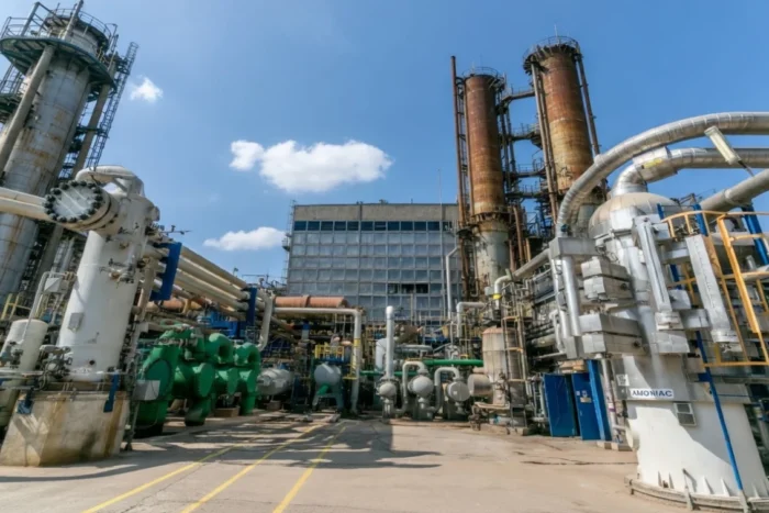 Romgaz cumpără Azomureș