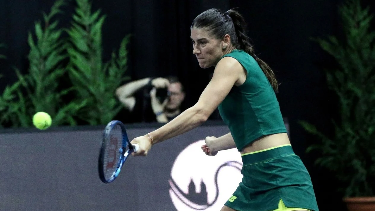 Sorana Cîrstea o întâlnește pe Jelena Ostapenko la Roma. Miza este locul 21 WTA