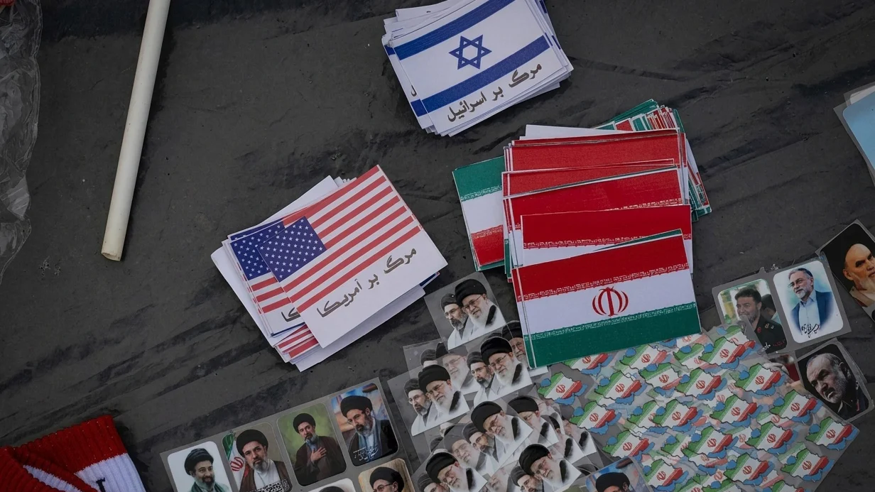 Tensiuni militare în Strâmtoarea Hormuz. SUA și Iran își atacă navele în ciuda armistițiului