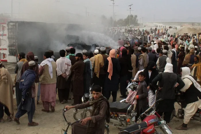 Blocajul Strâmtorii Ormuz taie ajutoarele ONU pentru Afganistan. Rutele comerciale, afectate. Strâmtoarea Ormuz
