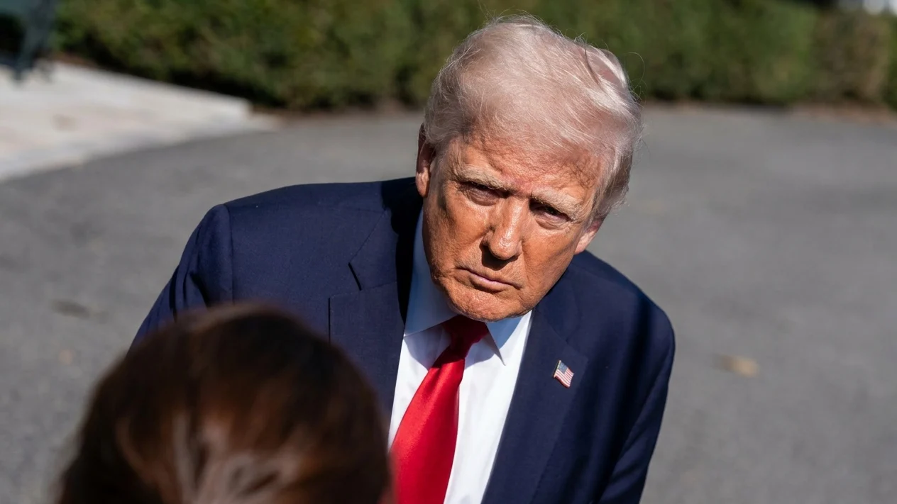 Trump respinge acordul propus de Iran. Pretul petrolului sare de 105 dolari pe baril