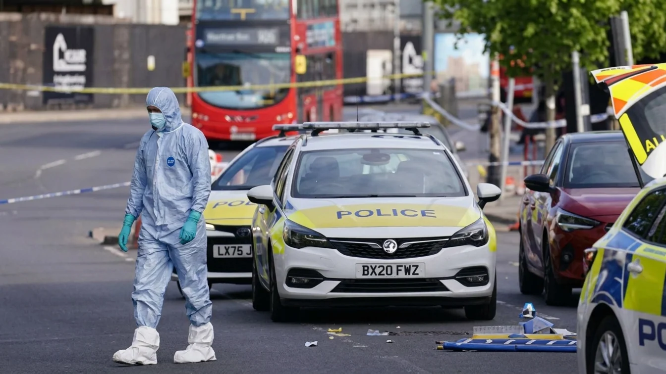 Decizie de maximă urgență la Londra. Nivelul de alertă teroristă a fost ridicat la cota severă