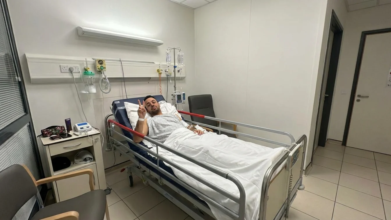 Detaliile atacului care schimbă totul. Doi români au înjunghiat un jurnalist la comanda Iranului