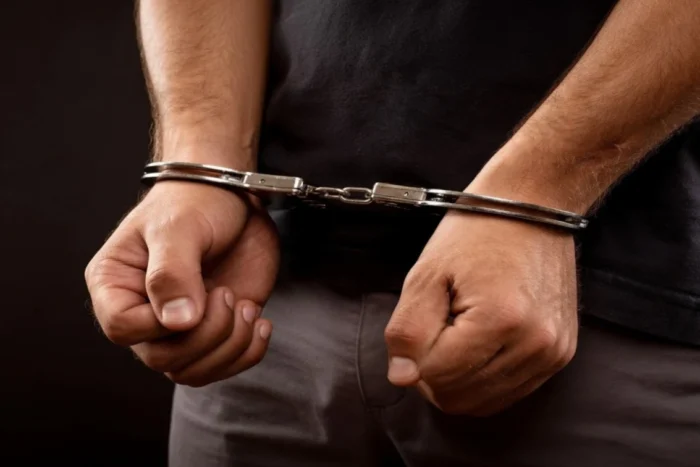 Decizia instanței pentru ofițerul prins cu 50.000 de lei. Ce se întâmplă la Poliția Sectorului 3 comisar-șef arestat mită