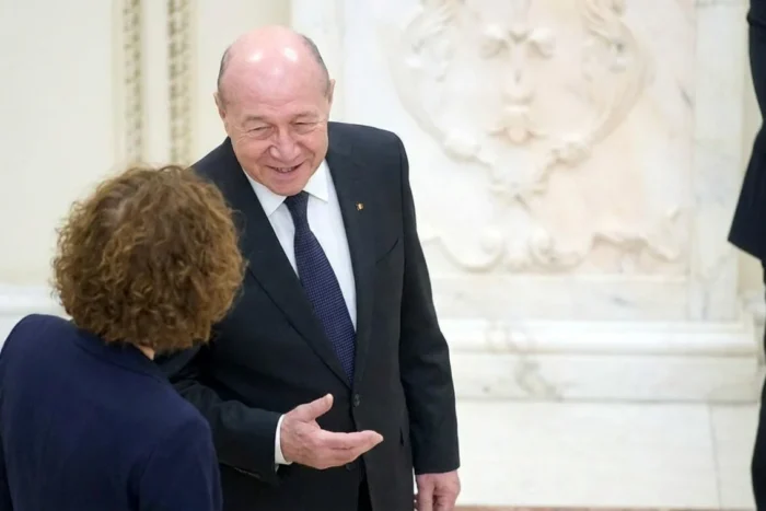 Traian Băsescu explică miza noului Guvern. Cum poate prelua PSD puterea în Parlament criza guvernamentala