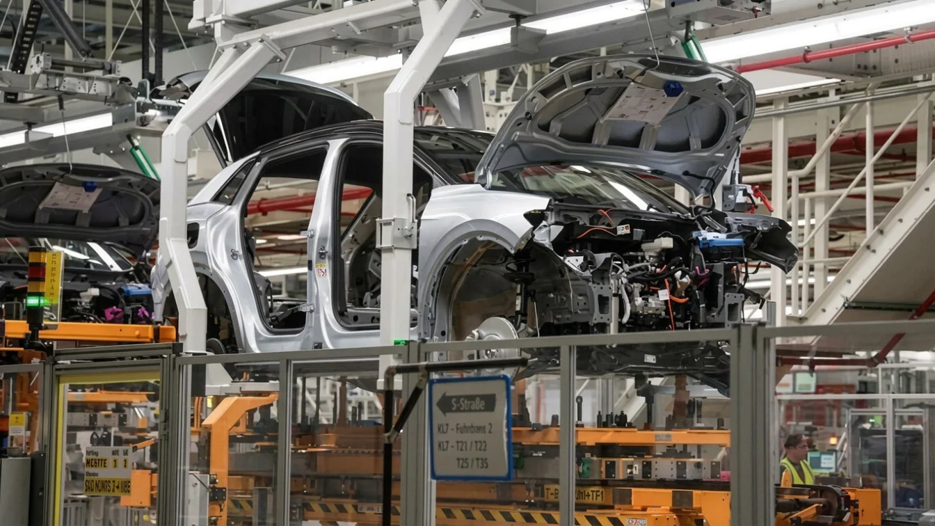Avertisment uriaș pentru industria auto din Europa. mașinile din China