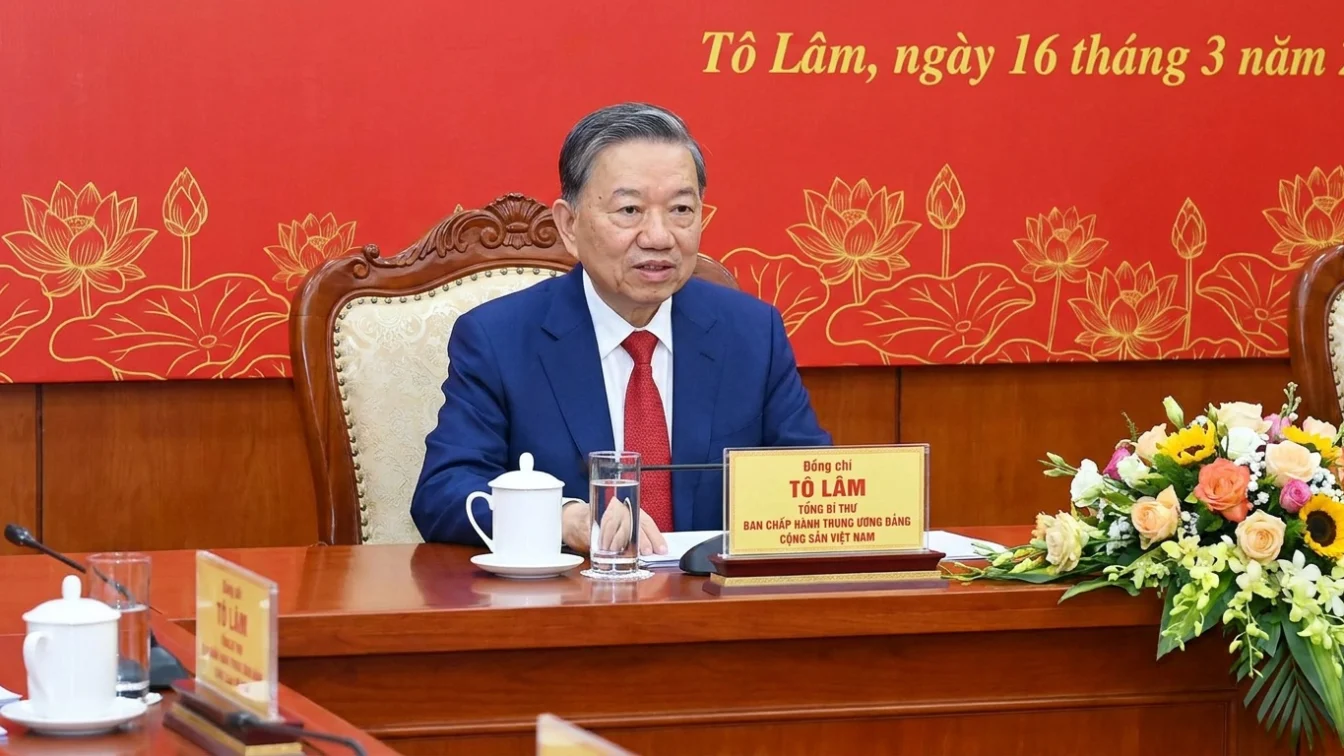 Guvernul vietnamez angajează 5000 de experți AI pentru propagandă. Planul radical până în 2030