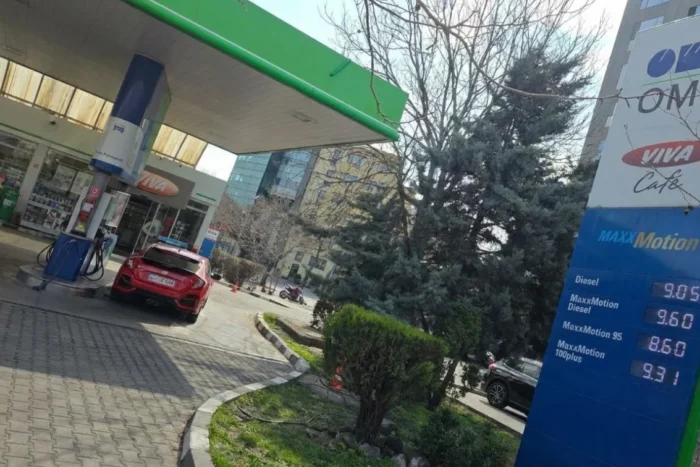 preț carburanți