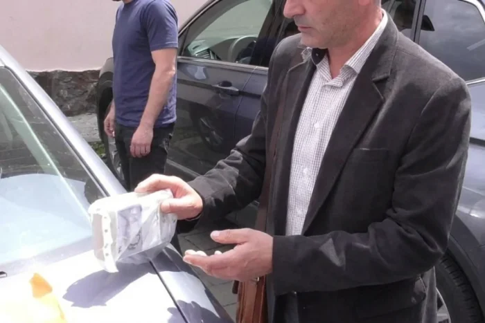 Anunțul oficial al procurorilor europeni. Un primar a fost prins cu o mită de zeci de mii de euro primar reținut mită