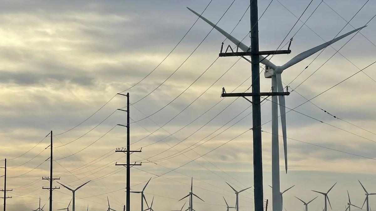 Decizie radicală luată de administrația Trump. 165 de proiecte energetice sunt blocate brusc