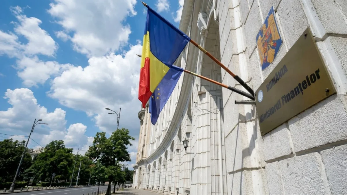 Finanțele intră în grevă. Peste 6.000 de angajați cer salarii distincte timp de două luni. proteste Ministerul Finanțelor