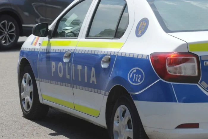 S-a aflat pretul tacerii în administratie. Un bărbat a cerut 80000 de euro și un post la stat șantaj