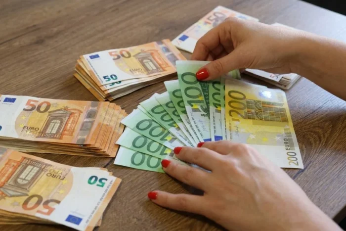 spălare bani România