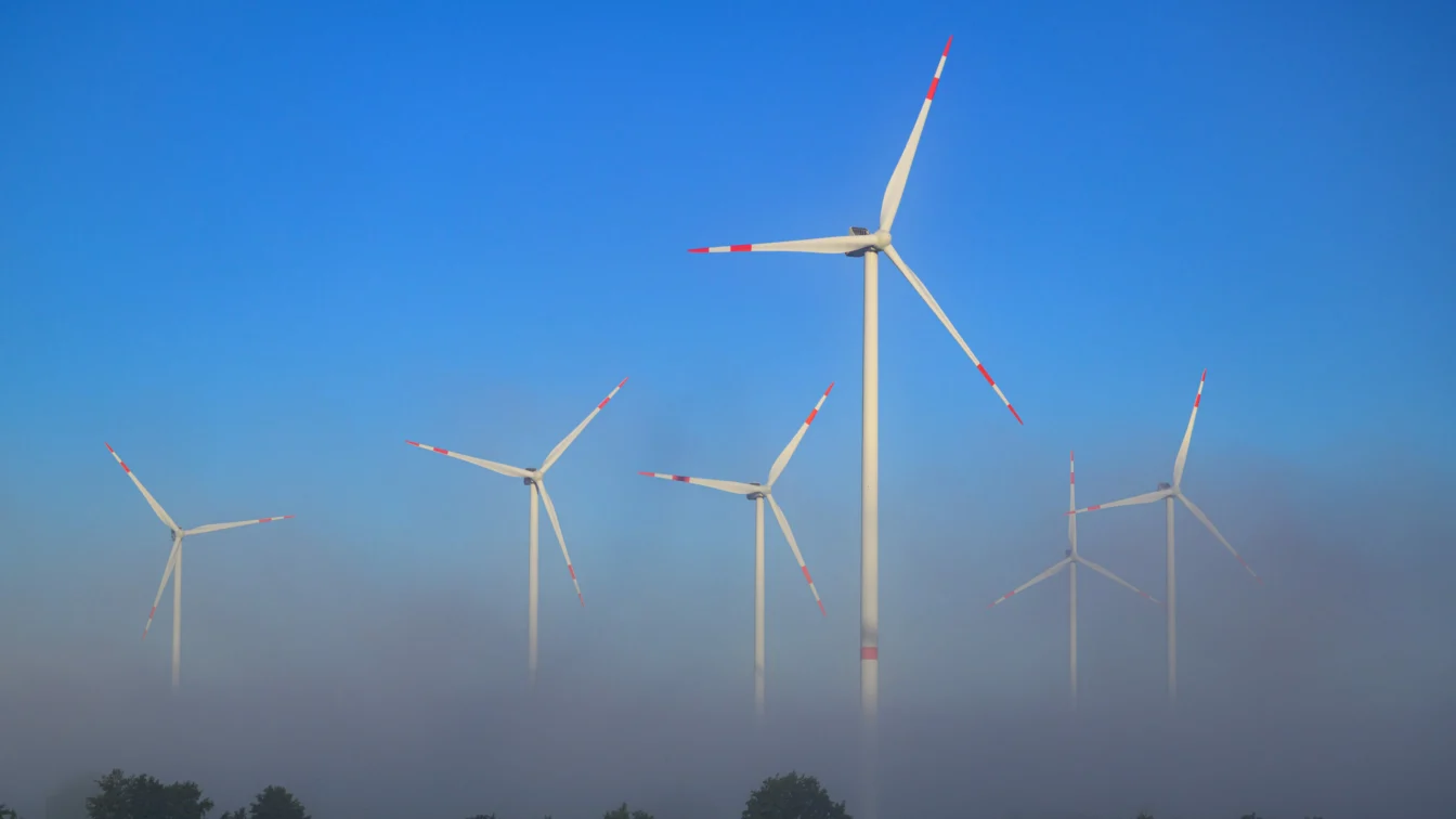 Avertisment dur pentru piață de energie din Europa. turbinele chinezesti