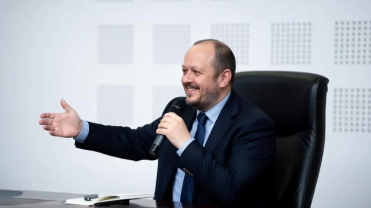 Adrian Papahagi