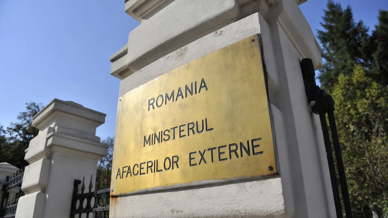 Decizia care izolează liderul SOS România. Ce a anunțat oficial Ministerul de Externe