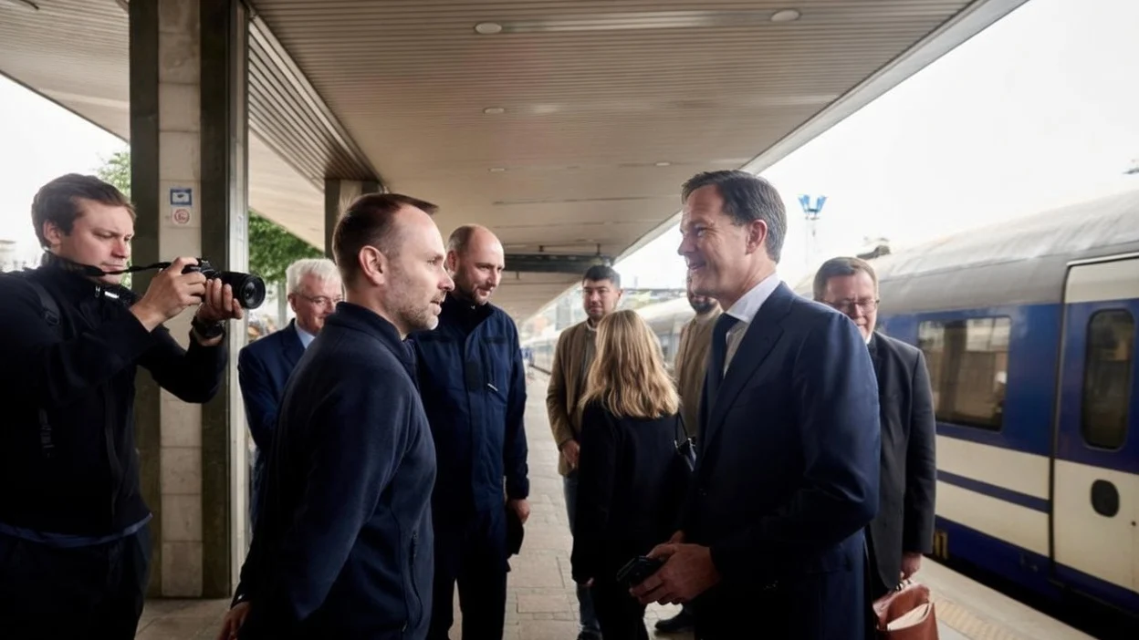 Vizita surpriza care schimba calculele pe front. Ce decizie se ia la Kiev chiar acum