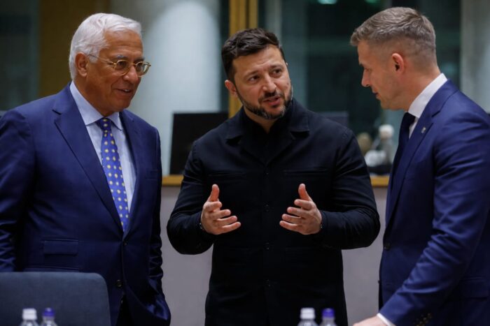 Volodimir Zelenski cere accelerarea aderării Ucrainei la UE și avertizează că Putin vrea refacerea URSS