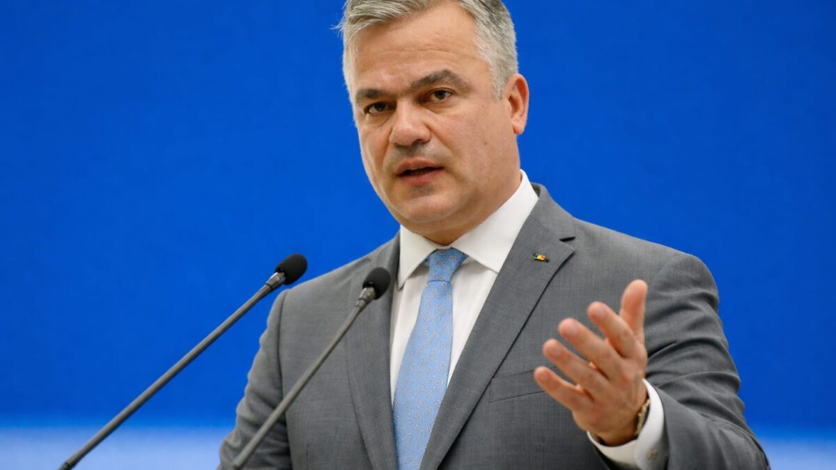 68 de pagini și o listă de miniștri pentru Guvernul Veștea. Ce roluri ar putea primi Radu Oprea și Cristian Pistol