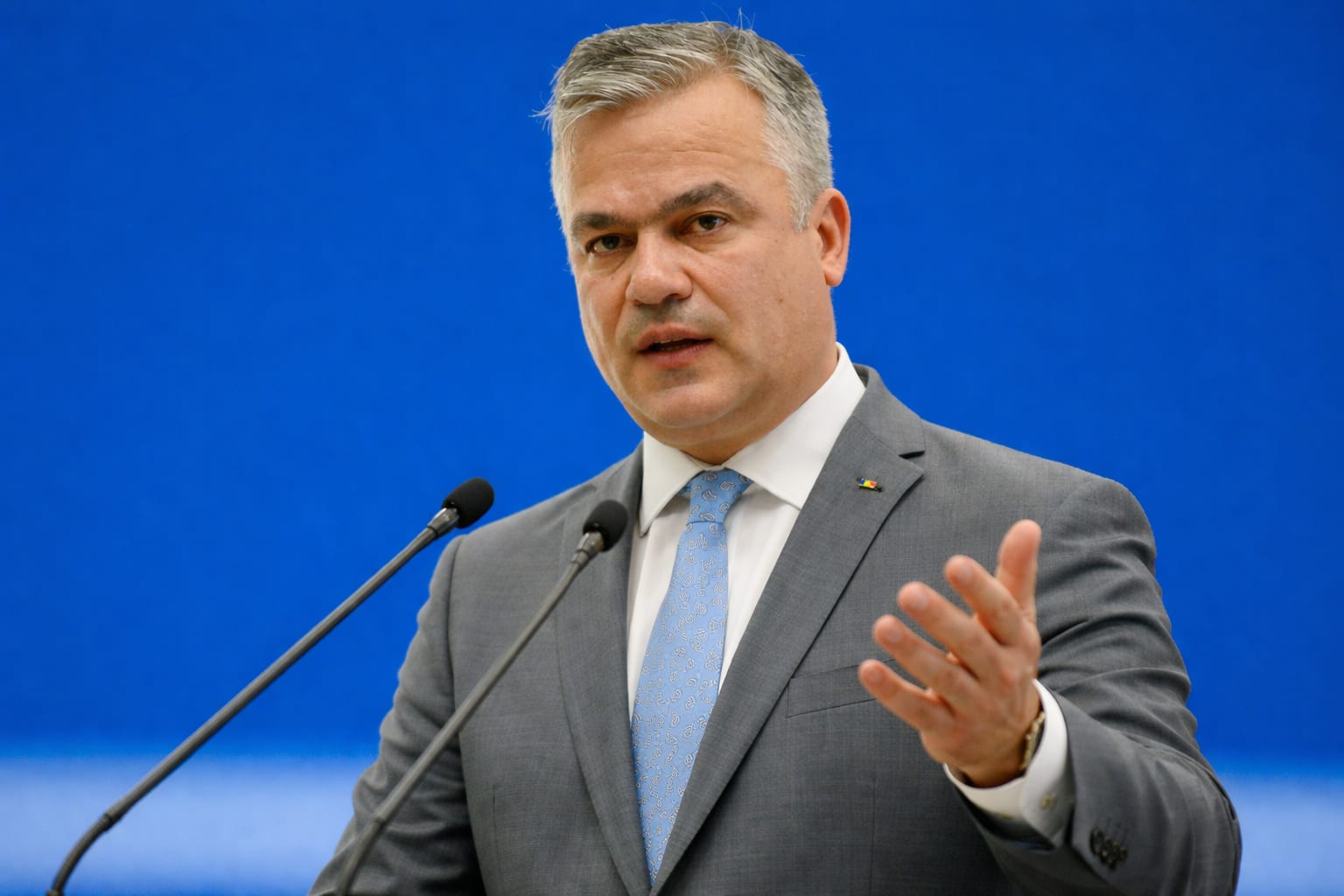 68 de pagini și o listă de miniștri pentru Guvernul Veștea. Ce roluri ar putea primi Radu Oprea și Cristian Pistol