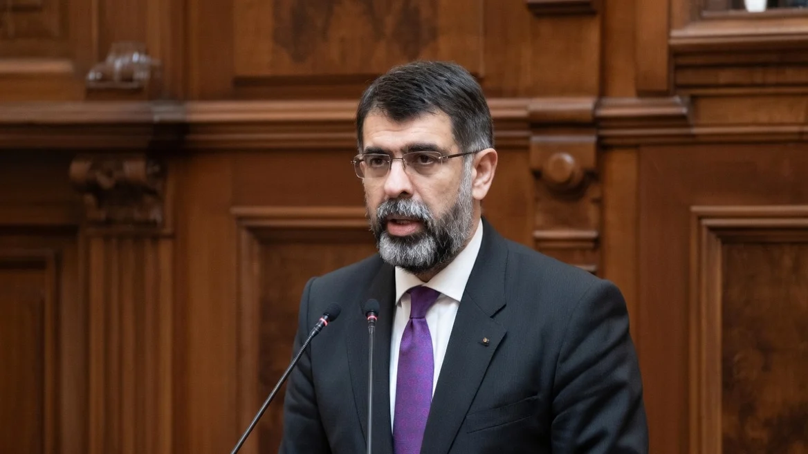 Senatul a respins alegerea primarilor în două tururi. Coaliția menține actualul sistem electoral.
