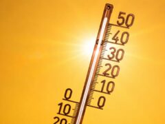 România intră în patru zile de caniculă și furtuni. Ce este în joc pentru sănătate, energie și agricultură