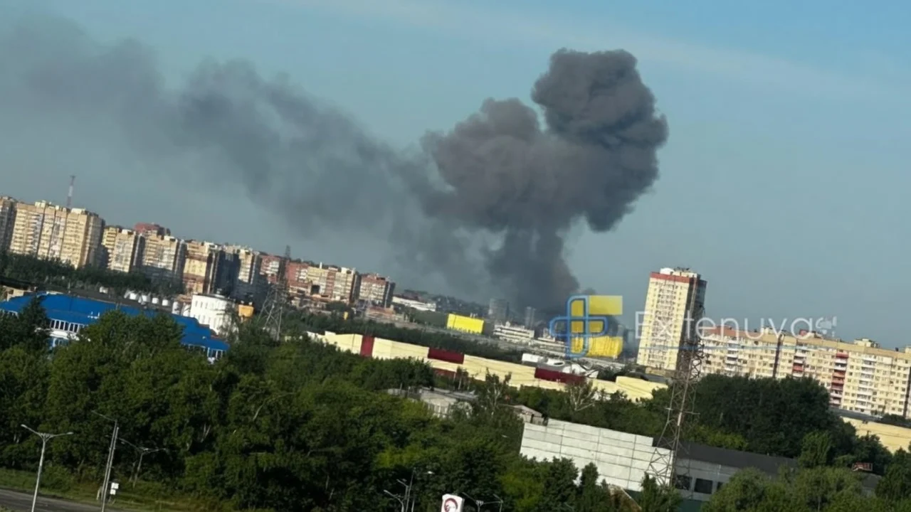 Ucraina loveste la 1000 de kilometri distanta. Ce fabrica vitala pentru rusi a distrus azi noapte