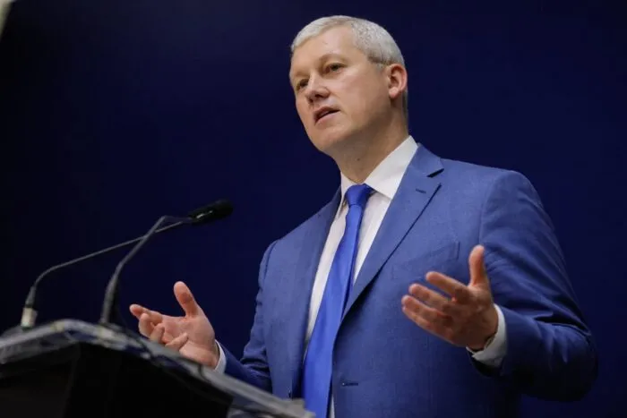 Cătălin Predoiu avertizează că România pierde teren pe coridoarele comerciale din cauza crizei guvernamentale