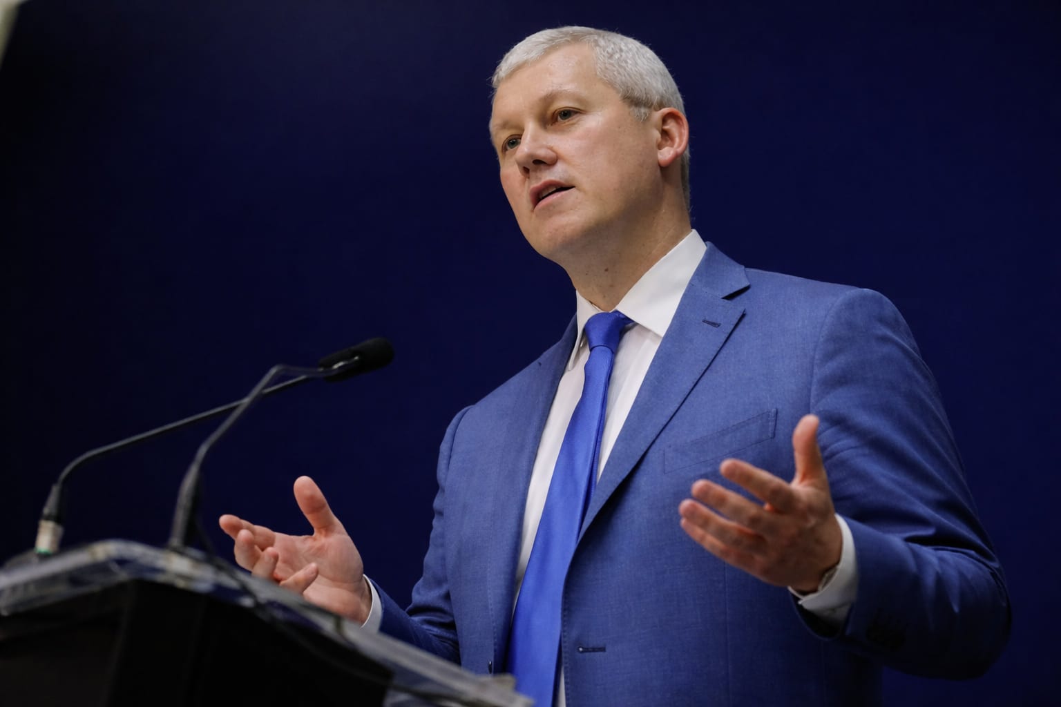 Cătălin Predoiu avertizează că România pierde teren pe coridoarele comerciale din cauza crizei guvernamentale