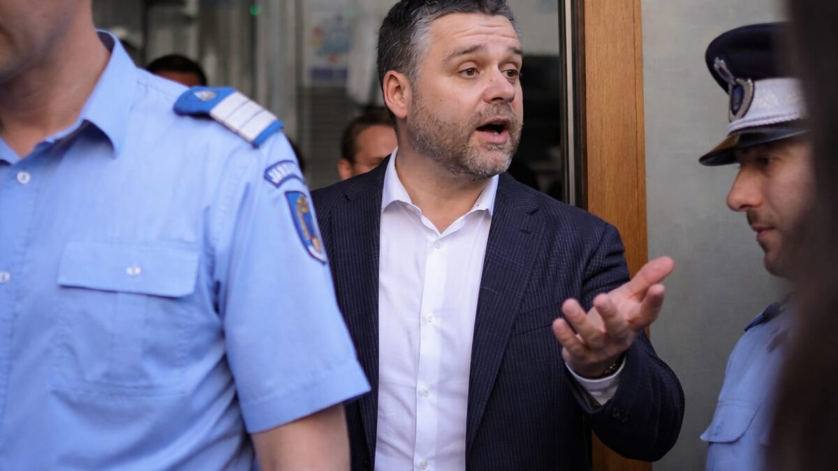 PSD cere PNL să-l suspende pe Ciprian Ciucu după controlul judiciar. Ce se întâmplă cu mandatul de primar PSD cere PNL să-l suspende pe Ciprian Ciucu după controlul judiciar. Ce se întâmplă cu mandatul de primar
