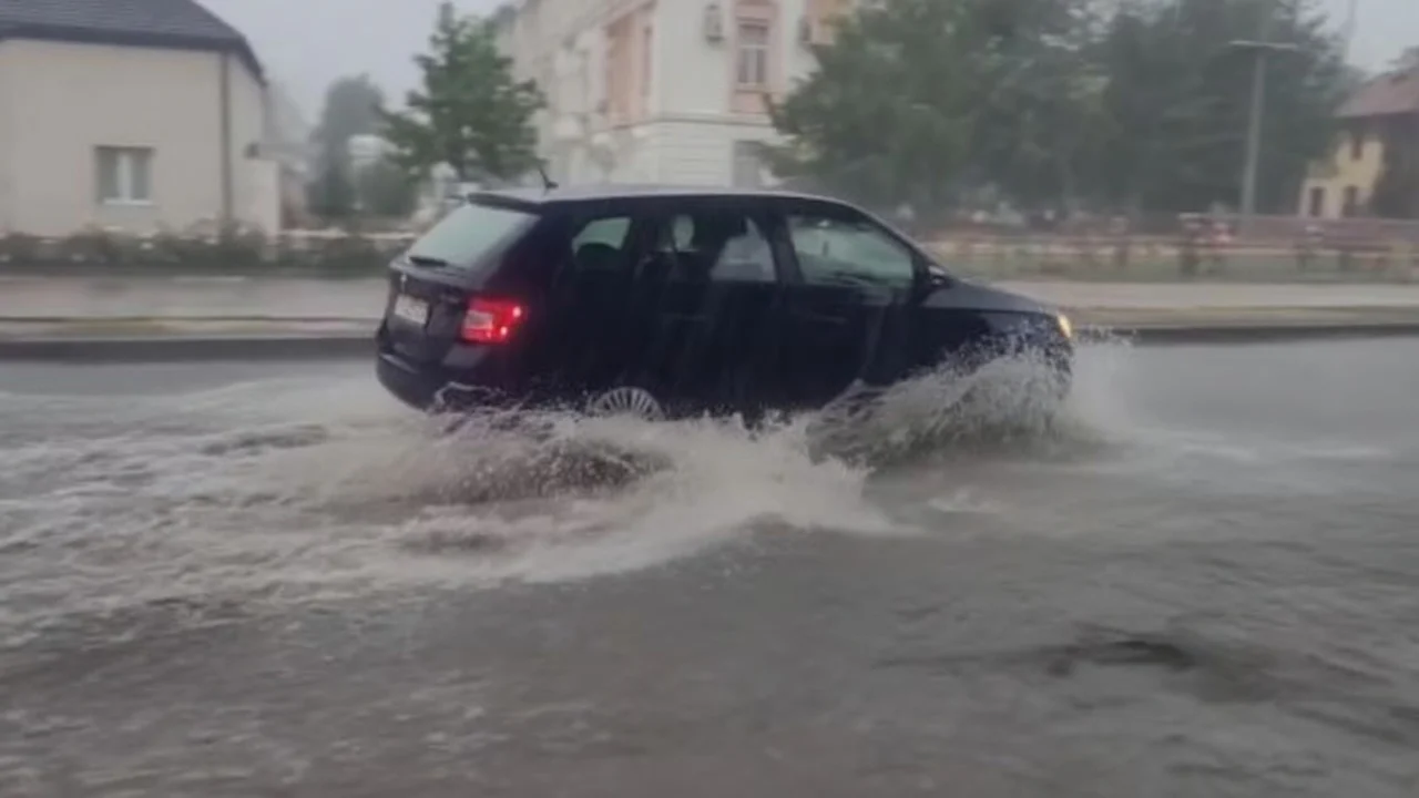 Avertisment de ultimă oră pentru Constanța. Cod portocaliu cu rafale de 90 km pe oră