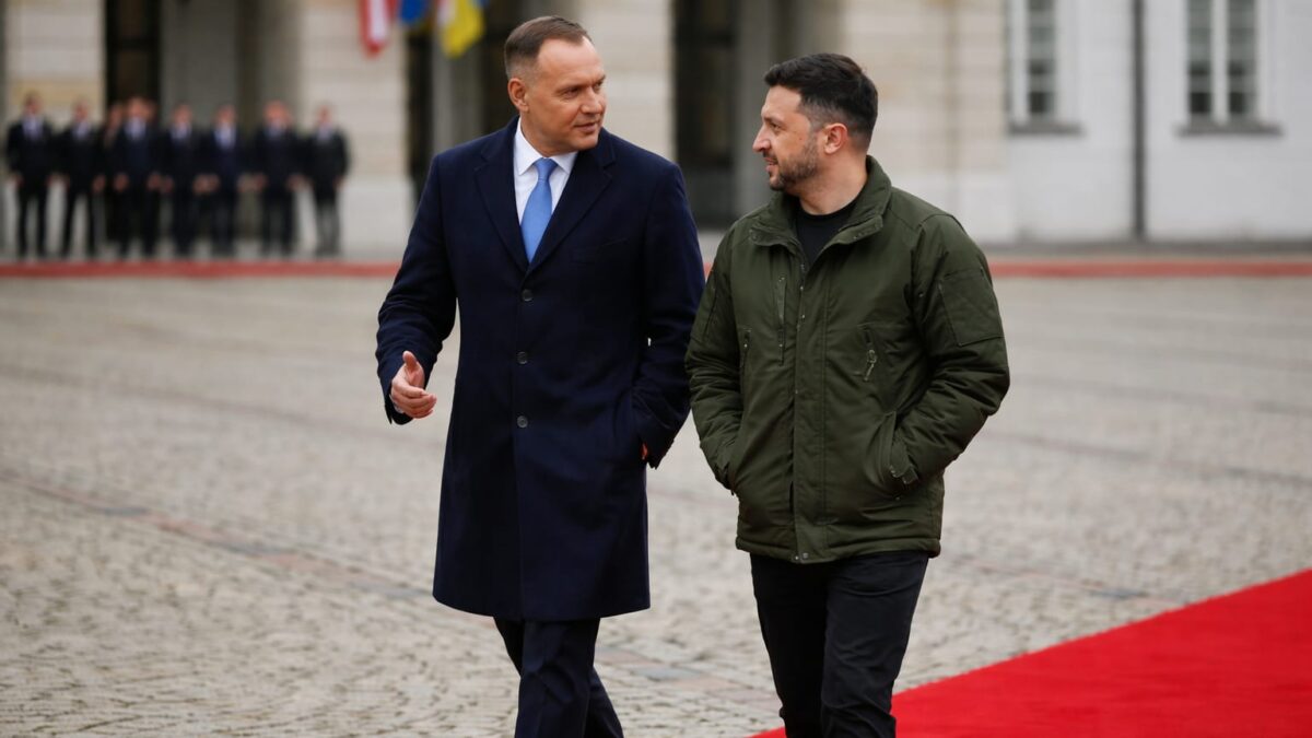 O decizie despre memoria războiului reaprinde o ruptură sensibilă. Ce poate pierde Ucraina în relația cu Polonia