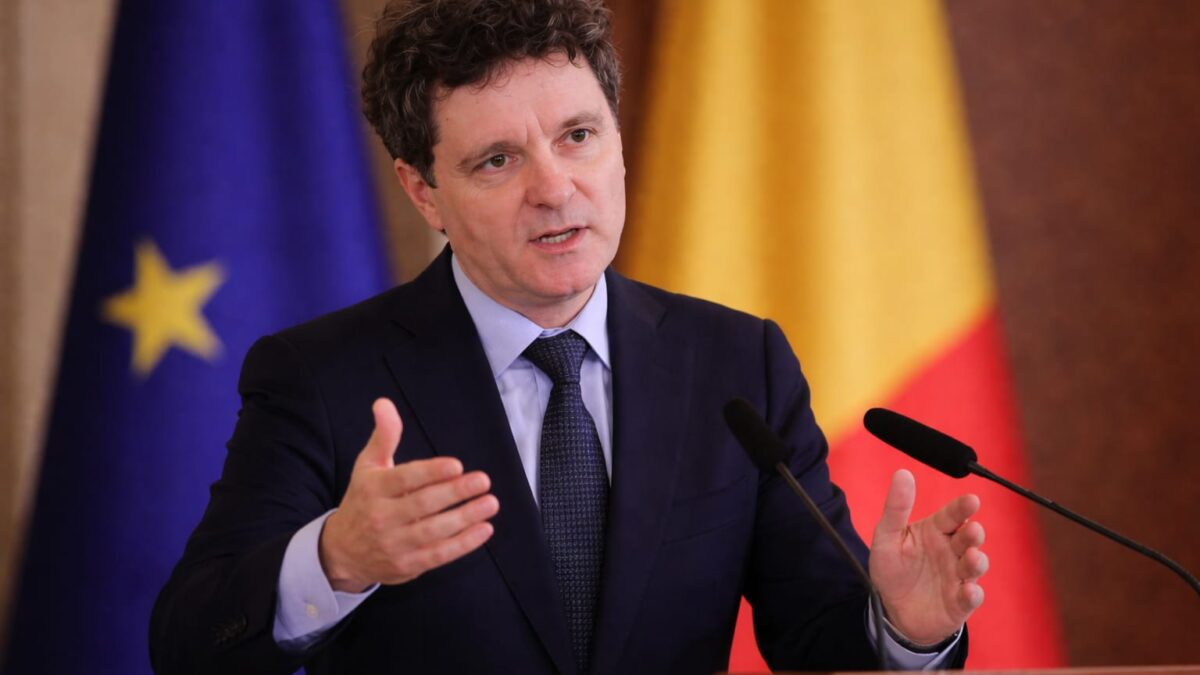 Un fost om-cheie din campania lui Nicușor Dan spune că regretă votul. Ce a declanșat ruptura Un fost om-cheie din campania lui Nicușor Dan spune că regretă votul. Ce a declanșat ruptura