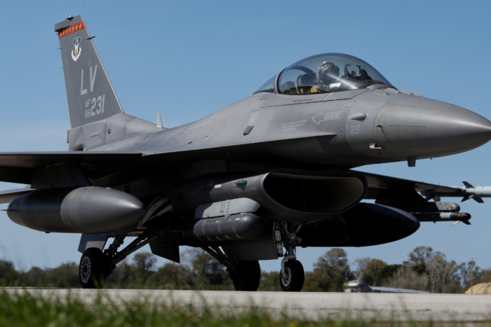SUA reduc avioanele pentru NATO în Europa. Ce riscă România dacă scade prezența americană pe flancul estic SUA reduc avioanele pentru NATO în Europa. Ce riscă România dacă scade prezența americană pe flancul estic