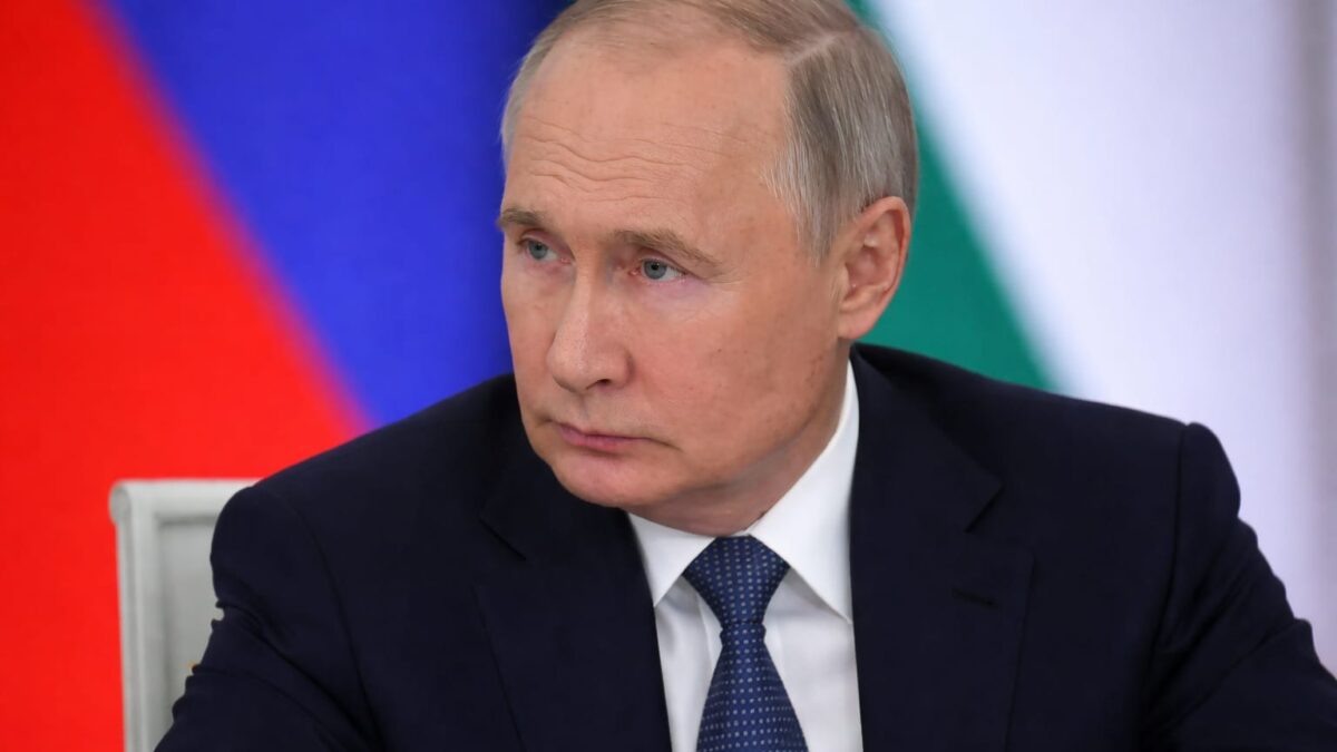 Vladimir Putin ar primi buletine de știri filtrate, ascunzându-i eșecuri militare din Ucraina