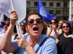 20.000 de angajați din educație ies în stradă pe 17 iunie. Ce schimbări cer la legea salarizării